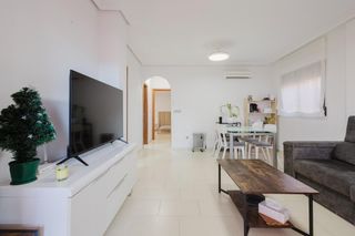 Chalet in Parque Acuático - Sector 25. Chalet independiente con piscina en aguar nuevas