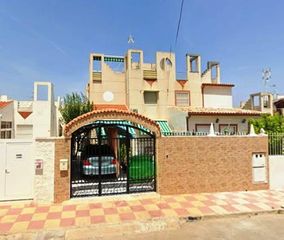 Duplex in Zona Carrefour - Urbanizaciones. Dúplex de 4 dormitorios con piscina privada