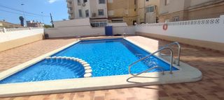 Flat in Nueva Torrevieja. Piso con vistas despejadas y con piscina
