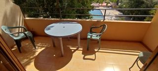 Estudi a Aguas Nuevas. Estudio con balcón y vistas despejadas