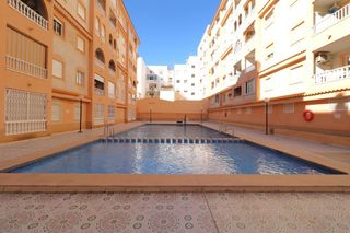Flat in Avenida Habaneras - Curva de Palangre. Piso a 500m de la playa con piscina