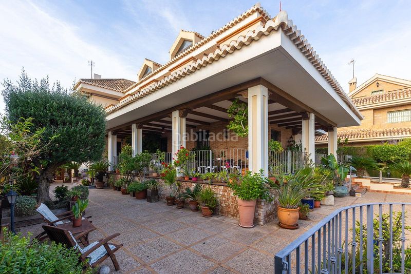 Foto 86a9a2ad-d906-44c2-9aa2-f947947c30e9. Xalet amb calefacció aparcament piscina a La Veleta Torrevieja