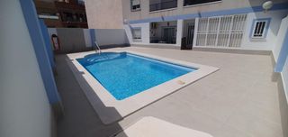Lloguer Pis a Centro - Muelle Pesquero. Piso céntrico de 2 dormitorios con piscina comunitaria