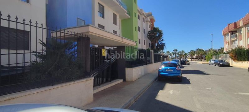 Foto 4c0e1a21-b051-43cc-8c53-939fd30ddbe9. Apartament amb calefacció aparcament piscina a Lomas de Cabo Roig - Los Dolses Orihuela