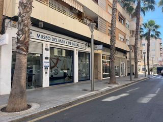 Local Comercial a Centro - Muelle Pesquero