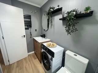 Appartement à Zona Playa del Cura. Piso reformado de una habitación cerca de la playa del cura
