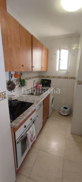 Foto 70f59a3f-78c3-44c6-b736-edcb75a4a702. Pis amb piscina a Antonio Machado Torrevieja