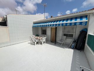 Reihenhaus in Zona Carrefour - Urbanizaciones. Adosado en esquina, 3 dormitorios para entrar a vivir