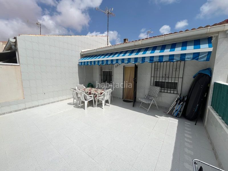 Foto 49a5778a-a444-42f9-8fbc-f554d0003e43. Maison jumelée avec parking dans Zona Carrefour - Urbanizaciones Torrevieja