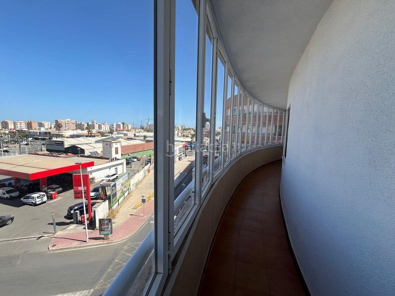 Foto aced8dee-681e-4fb9-b141-19b4bde25cd8. Apartament amb piscina a El Molino Torrevieja