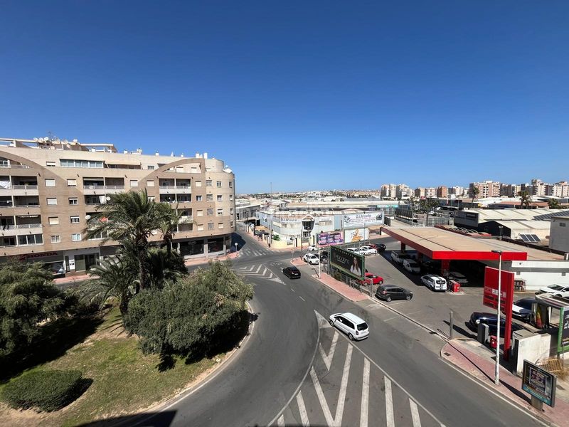 Foto d82d380a-c5d9-47e0-af25-6298e2d4cbfc. Apartament amb piscina a El Molino Torrevieja