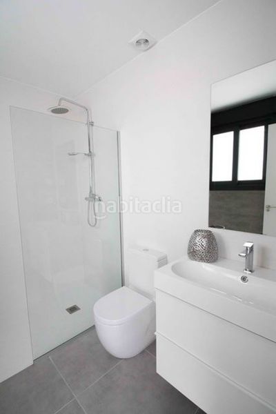 Foto 506a3b35-d54d-45d3-b14f-6f46cd8e051a. Xalet amb aparcament piscina a Dolores