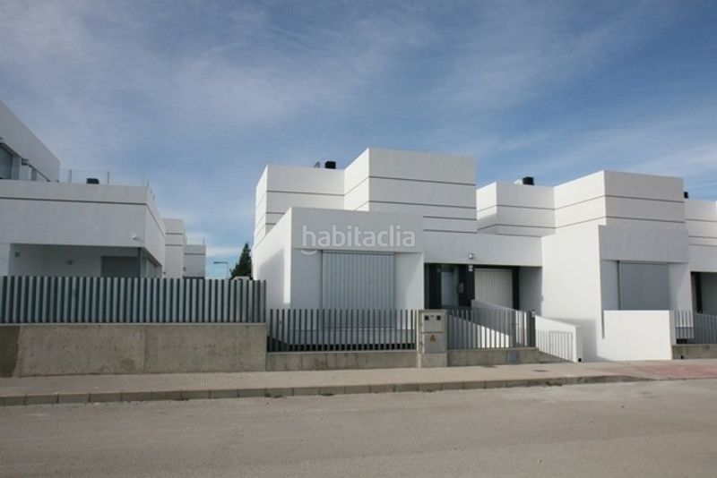 Foto ac81f762-abcc-420a-9ac6-2fb6b37d110f. Xalet amb aparcament piscina a Dolores