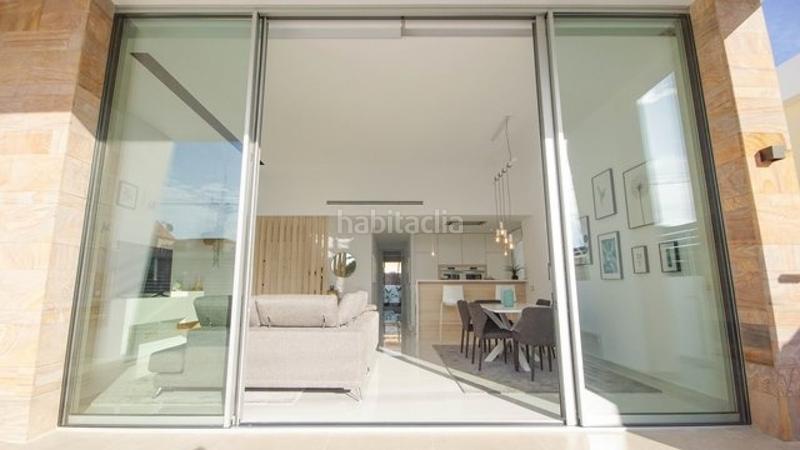 Foto 841d80be-0367-4c6a-9e1d-20620b2ba387. Xalet amb aparcament piscina a Zona Carrefour - Urbanizaciones Torrevieja