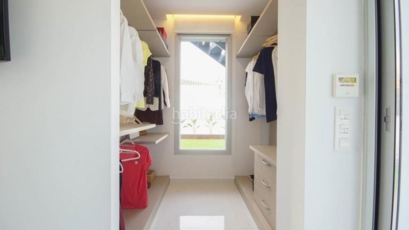 Foto aca5b8f8-e31b-43e4-abc6-56e6d46fe86d. Xalet amb aparcament piscina a Zona Carrefour - Urbanizaciones Torrevieja