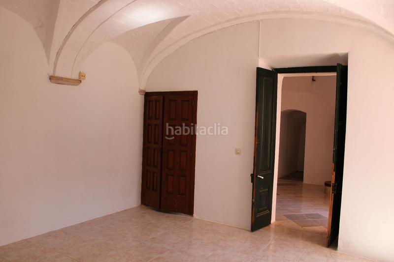 Foto 0e563543-3a25-40e3-b4dc-cba82c9d9a93. Masia amb xemeneia a Begur Begur