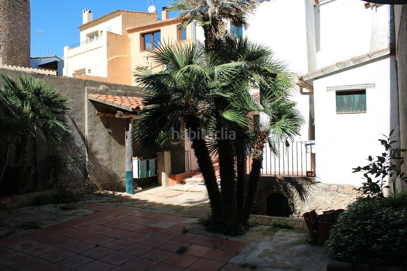 Foto d86fd2a1-a27a-41b1-93a1-ac1b4a638f7b. Masia amb xemeneia a Begur Begur