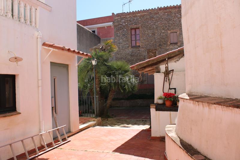 Foto ec3477a5-c993-4049-8d27-db1c27552aa1. Masia amb xemeneia a Begur Begur