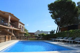 Casa en Sa Riera-Sa Fontansa. Fantástica casa individual con piscina privada y hermosa a las m