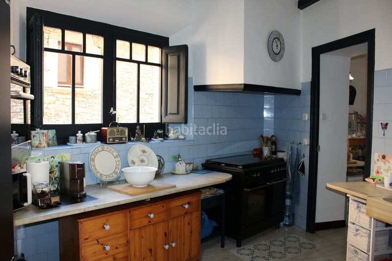 Foto ff28b10f-7d26-40c1-a470-266363f5bb7a. Casa amb calefacció aparcament a Begur Begur