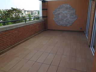 Location Attique à Sant Narcis. Àtic amb terrassa. centre de girona.