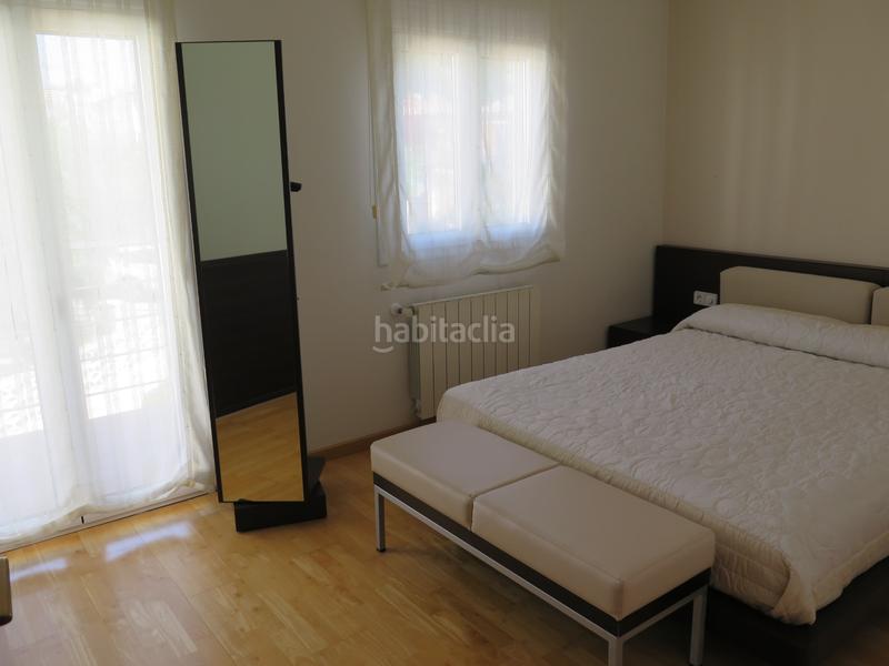 Foto 4388f8a9-2e44-476d-9264-2dbc6b9e1e5f. Casa amb xemeneia calefacció aparcament a Palau Girona