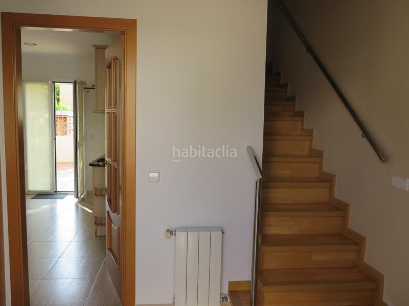 Foto 735f2cdf-9787-4154-a665-85912c183787. Casa amb xemeneia calefacció aparcament a Palau Girona