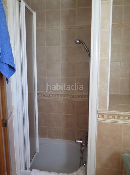 Foto b17d0a39-b73c-4227-acf6-d04c74e0e8b5. Casa amb xemeneia calefacció aparcament a Palau Girona