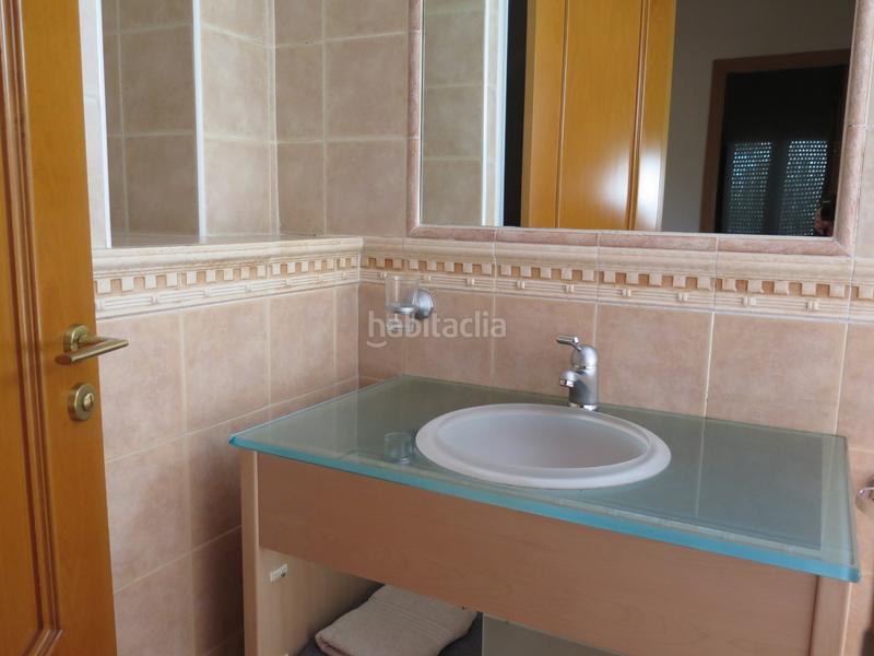 Foto c4f7c50e-7dda-4ad2-8ee9-628fa36f441d. Casa amb xemeneia calefacció aparcament a Palau Girona