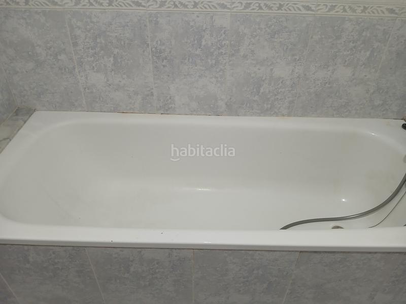 Foto edf14b55-ac33-4196-a612-01da70333257. Lloguer àtic amb calefacció a Sant Daniel Girona