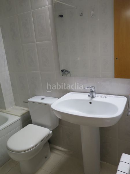 Foto 136ce2a0-9654-4dc0-a453-9d08f9f13016. Rent flat with heating in Eixample Sud-Migdia Girona