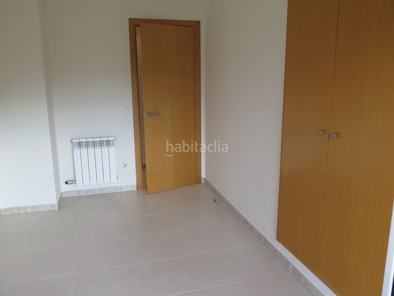 Foto 33f9a983-c16b-45a7-801e-3d0a9aadbe34. Rent flat with heating in Eixample Sud-Migdia Girona