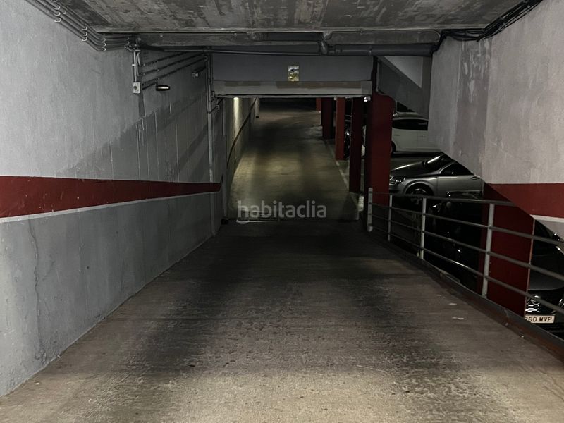 Foto 8d8f73c4-5b05-454f-825d-2e365c2b6635. Lloguer aparcament cotxe a Eixample Sud-Migdia Girona