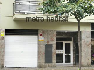 Lloguer Aparcament cotxe a Can Gibert del Pla. Plaa d'aparcament per cotxe mitja. passeig d'olot