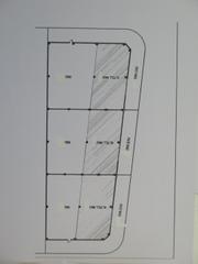 Solar industrial a Quart. Parcela de 2.450m² per nau de 3.287m²