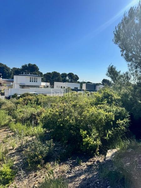 Foto bcb5f871-8587-48f4-957f-8ee75a96f1a6. Wohngrundstück in carrer atzavara 1 in pla de maset - cap de Salou Salou