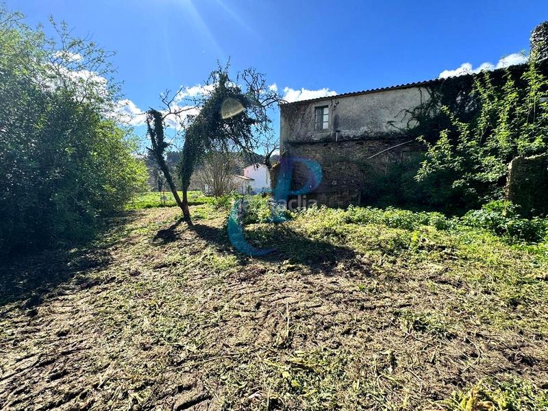 Foto e1ecd762-ccbc-4210-b66c-e8e64f2b8bf6. Masia a Abegondo