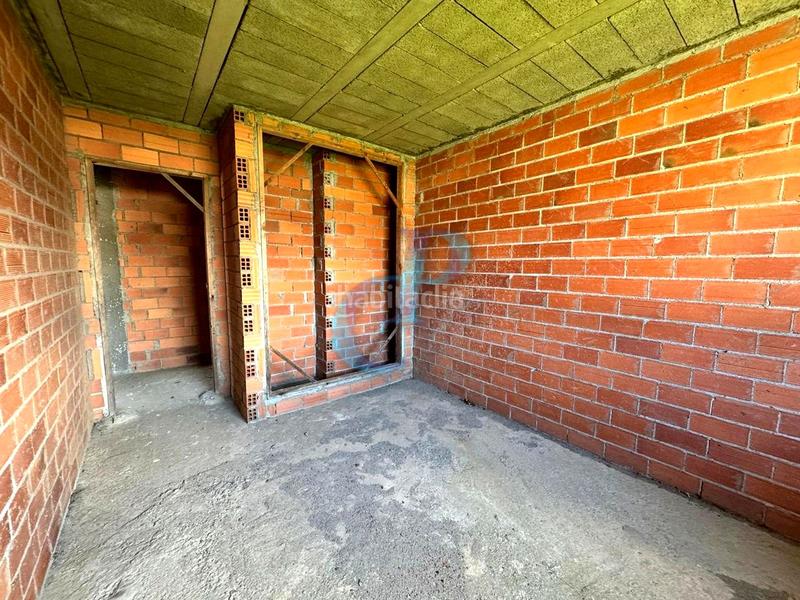 Foto 76c29f93-2ded-41f2-ab46-6a42e2197058. Casa en Abegondo