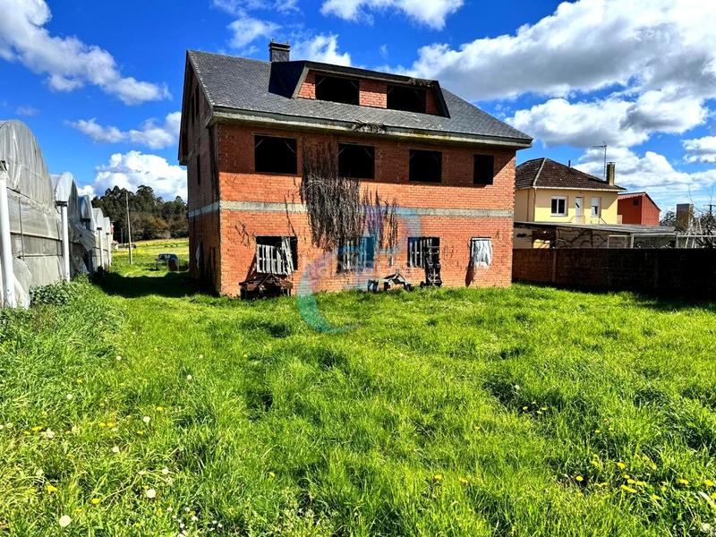 Foto 929127d3-4901-48e2-a36e-cb7d9afe06d6. Casa en Abegondo