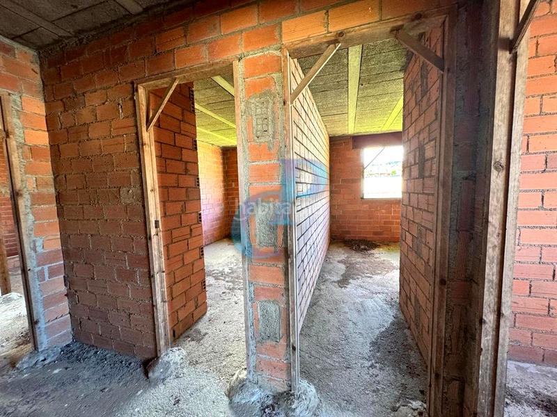 Foto c8119247-0835-4976-9101-f39b017c488c. Casa en Abegondo