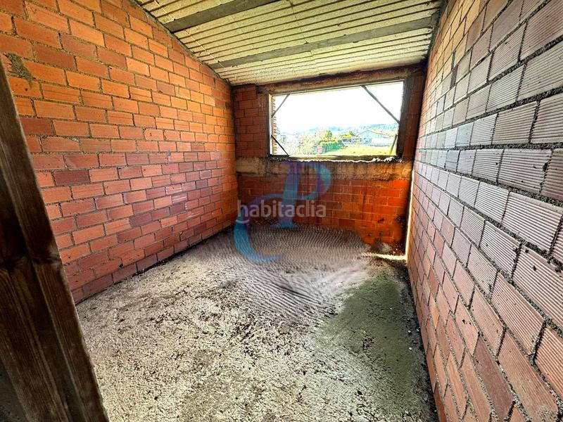 Foto f07b1d97-58f6-413f-960a-d89e4a54c868. Casa en Abegondo