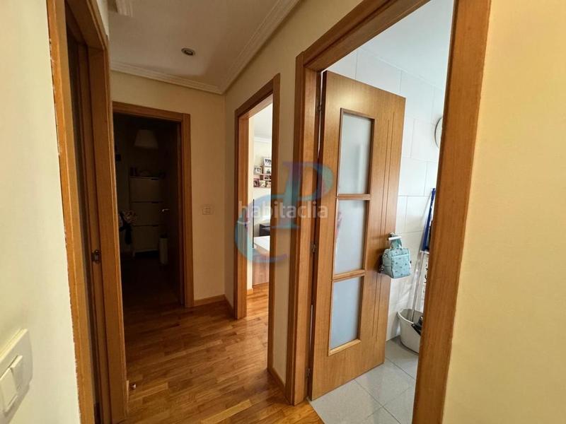 Foto b1009bcd-25df-45f8-9edf-ec8e28908d48. Appartamento con riscaldamento parcheggio in Falperra - Santa Lucía Coruña (A)