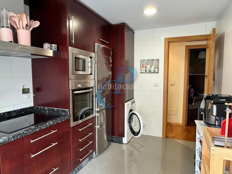 Foto 85696d15-5c09-4d78-8b6d-494fb36b1bcb. Piso en Falperra - Santa Lucía Coruña (A)