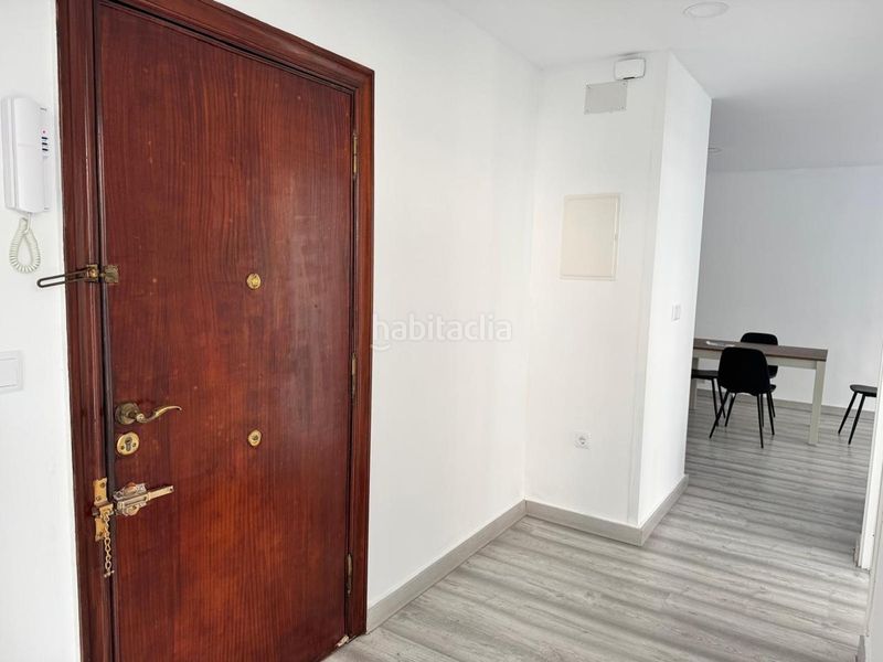 Foto 98b80a91-e8ca-4e0d-b682-94ee0baf5bd3. Rent flat with heating in Cuatro Caminos - Plaza de la Cubela Coruña (A)