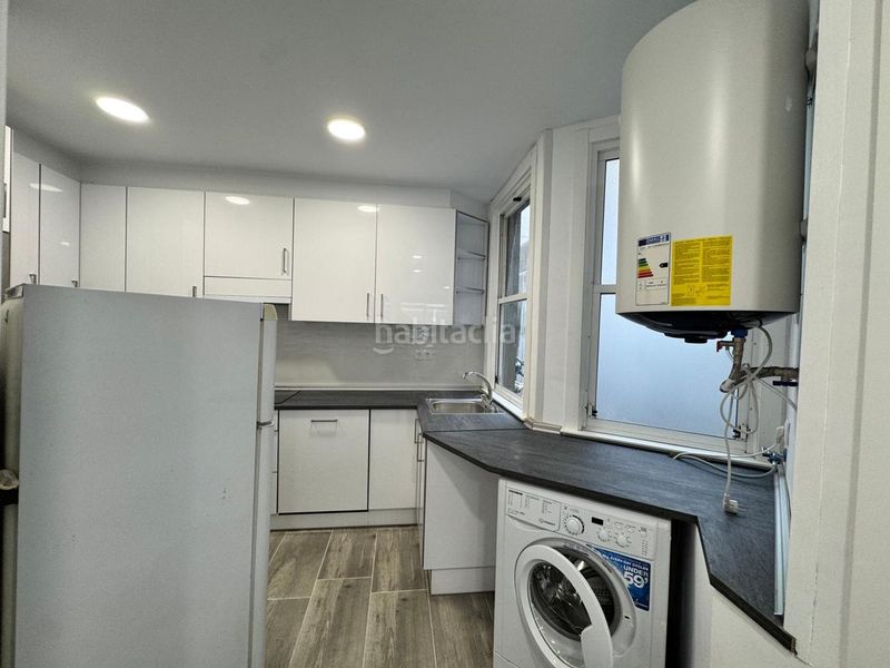 Foto deea76e7-44a5-4056-9fa2-5c639cd83e98. Rent flat with heating in Cuatro Caminos - Plaza de la Cubela Coruña (A)