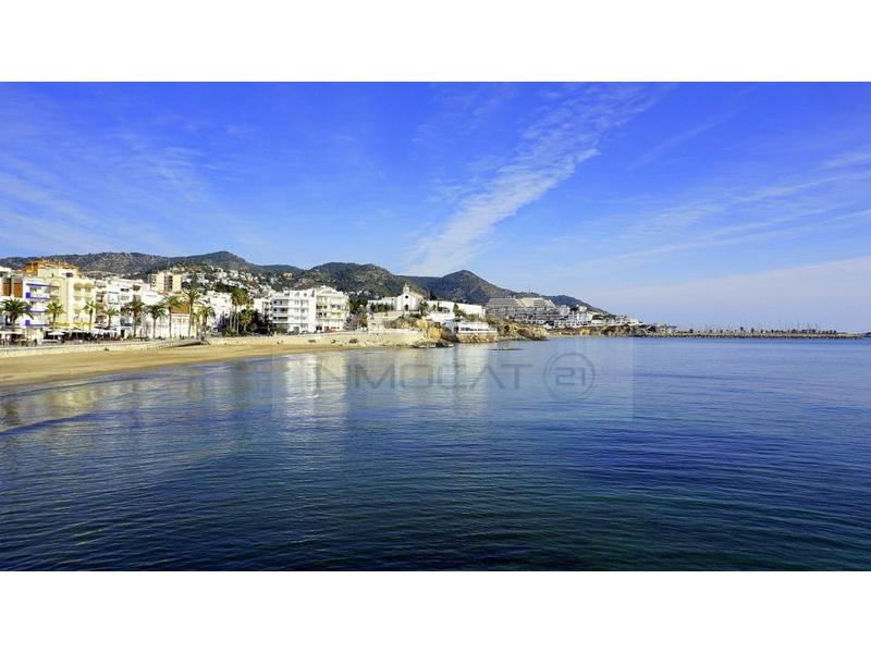 Foto 6e1eee75-632f-4af4-adb3-4a95385a8840. Lloguer local comercial a Aiguadolç - Sant Sebastià Sitges