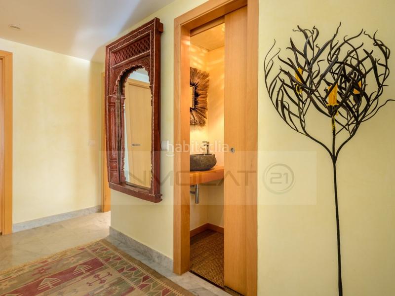 Foto c47ba9d4-c1e4-4fa3-a4e6-46161ad6a950. Appartamento con parcheggio in Marina Botafoc-Talamanca Ibiza