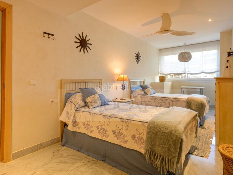 Foto c5f53e0b-0c07-4824-a630-a1ceab24c109. Appartamento con parcheggio in Marina Botafoc-Talamanca Ibiza