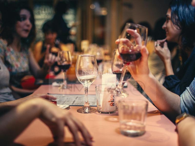 Foto 4568230b-2d84-42a9-b80f-788357999058. Rent business premise in Centre Sitges