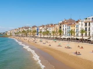 Lloguer Local Comercial  Calle port de n'alegre. Restaurante con vistas al mar en traspaso  playa de sant sebasti